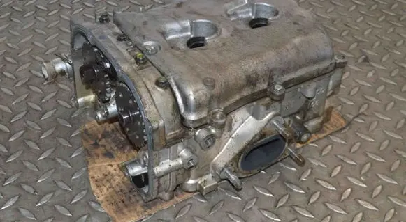 Subaru Outback Engine head T20DLH