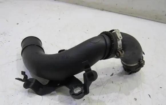 Dacia Sandero Air intake duct part 144604208R