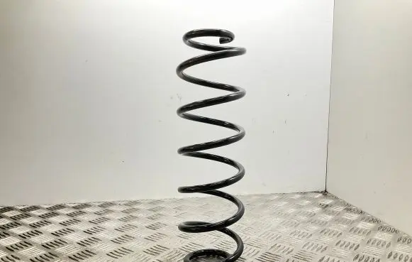 Seat Leon (5F) Rear coil spring KYB RA5313