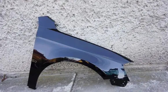 Volkswagen PASSAT B7 Fender 
