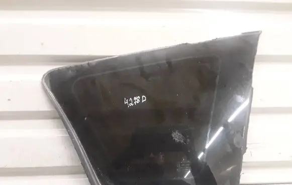 Peugeot 308 Rear side window 