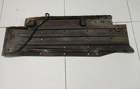 Mazda 3 I Engine splash shield/under tray BR5S56343F