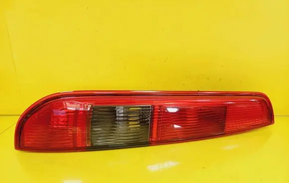 Ford Focus Rear/tail lights 4M51-1305-F 4M51-13405-C