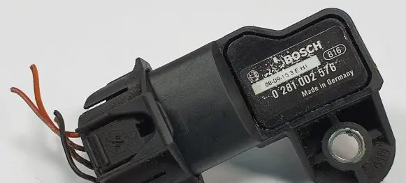 Ford Focus Air pressure sensor 0281002576