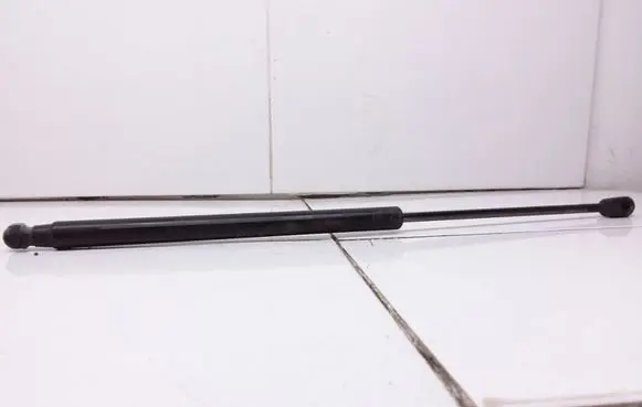 Hyundai Getz Tailgate/trunk strut/damper 817701C001