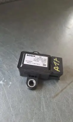 BMW 5 E39 ESP acceleration yaw rate sensor 0265005248 6753694