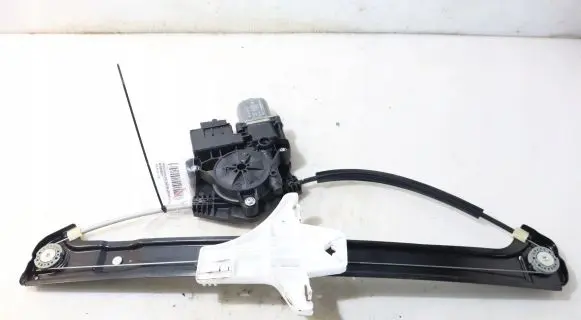 Skoda Scala Rear window lifting mechanism without motor