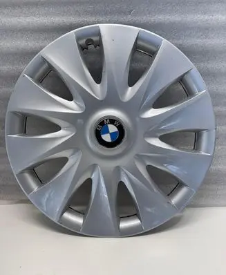 BMW 1 E81 E87 R16 wheel hub/cap/trim 6791806 17812610