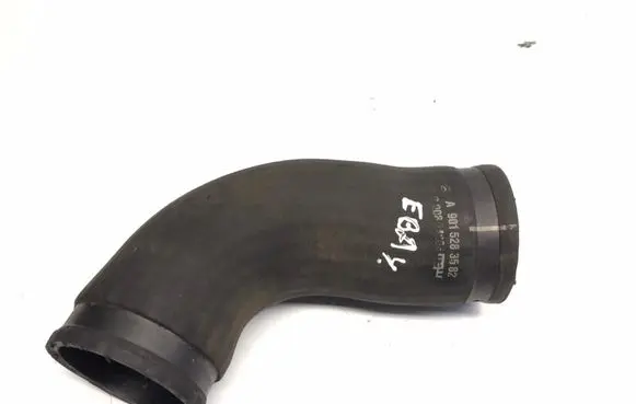 Mercedes-Benz Sprinter W901 W902 W903 W904 Intercooler hose/pipe A9015283582