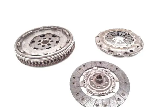 Nissan Qashqai Clutch set kit 415040010