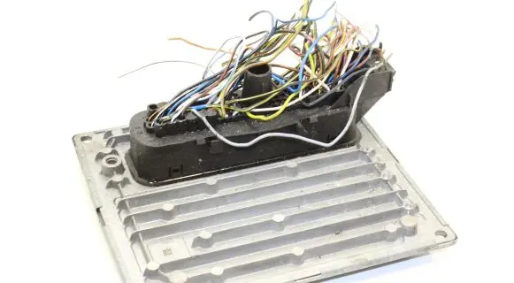Ford Ka Engine control unit/module 6S5112A650BB