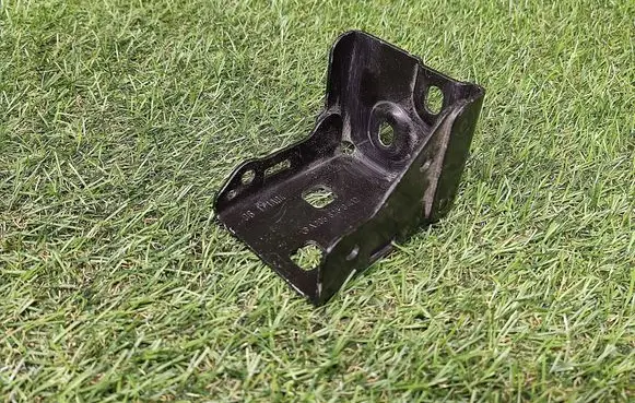 Mercedes-Benz GLC X253 C253 Radiator mount bracket A2056260412