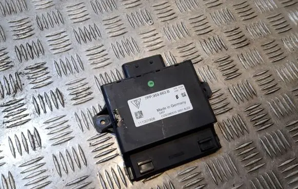 Porsche Cayenne (92A) Voltage converter/converter module 7PP959663B