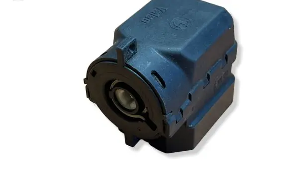 BMW 1 E82 E88 Ignition lock contact 6901961