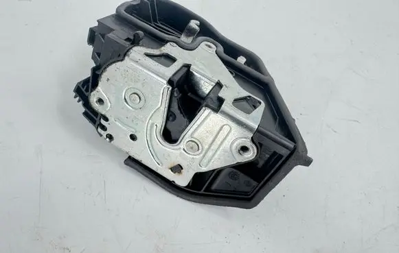 BMW 7 F01 F02 F03 F04 Rear door lock 7202148