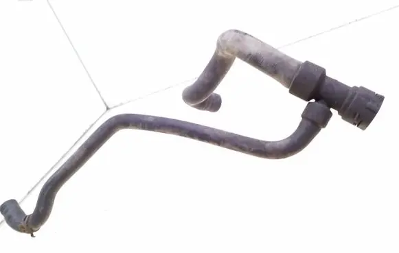 Volkswagen PASSAT B5 Engine coolant pipe/hose 8D0121055F