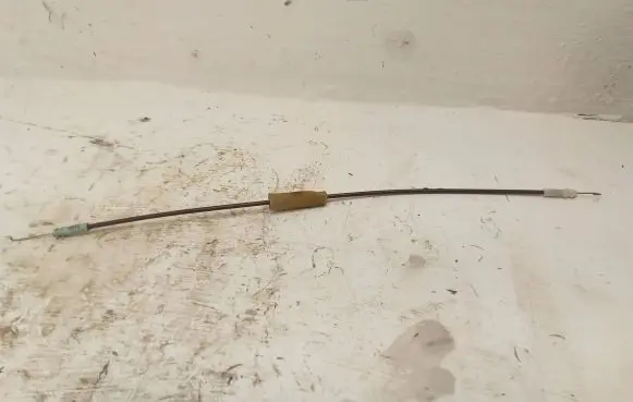 Toyota Hilux (AN10, AN20, AN30) Rear door cable line 