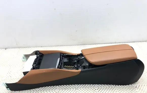 BMW 5 G30 G31 G38 Center console 