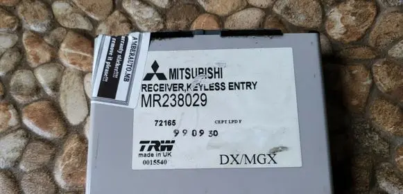 Mitsubishi Carisma Other control units/modules MR238029