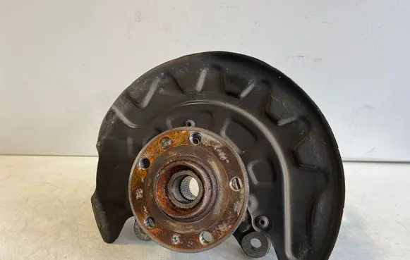 Volkswagen T-Roc Front wheel hub 