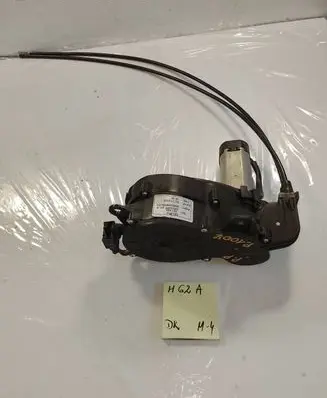 Peugeot 1007 Front door lock motor 968050808001 1687687503 151489