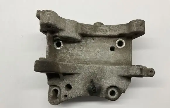 Citroen C3 Generator/alternator bracket 9637349380