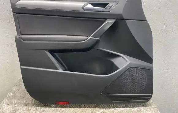 Volkswagen Touran III Front door card panel trim 5TB867011
