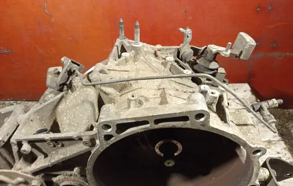 Mitsubishi Grandis Manual 6 speed gearbox