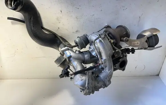 Mercedes-Benz E W212 Turbo a6510904180001