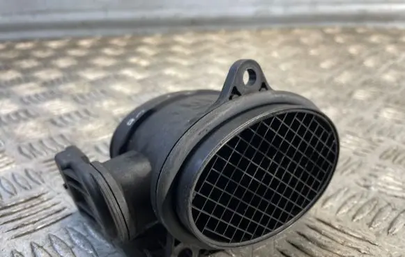 Toyota Yaris Mass air flow meter 72834204 9650010780