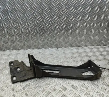 Iveco Daily 6th gen Front bumper mounting bracket 5801667892