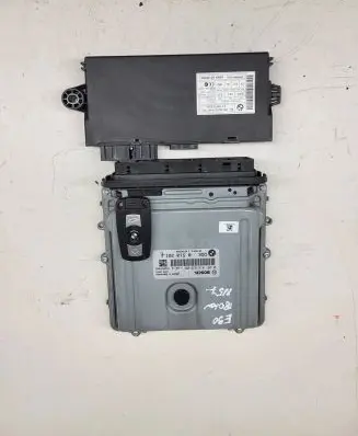 BMW 3 E90 E91 Engine ECU kit and lock set 8510221 9237047 0281016838
