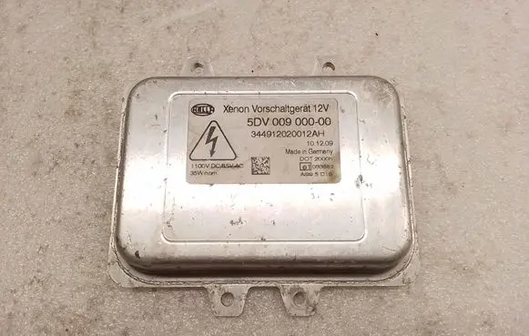 BMW 5 E60 E61 Headlight ballast module Xenon 5DV00900000