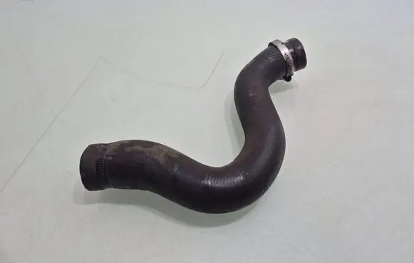 Citroen C4 I Engine coolant pipe/hose 