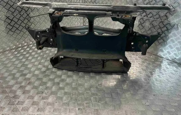 BMW 3 E46 Radiator support slam panel 51717111691