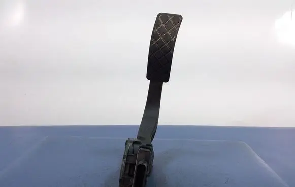 Audi A8 S8 D4 4H Accelerator throttle pedal 8K1723523