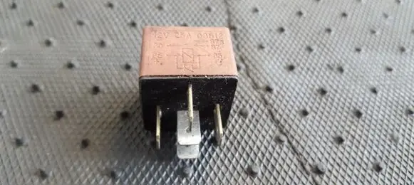 Renault Clio II Other relay 12V25A03612