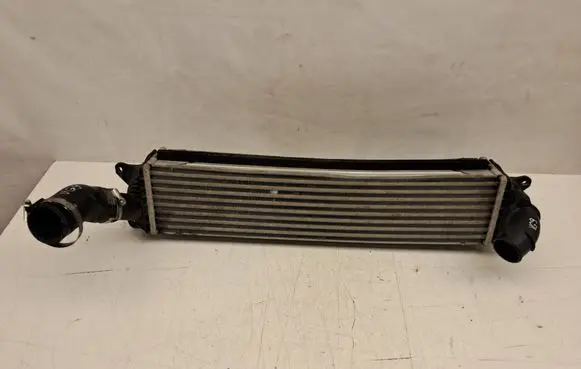 Hyundai i30 Intercooler radiator 282702GTF0 282812GTFO