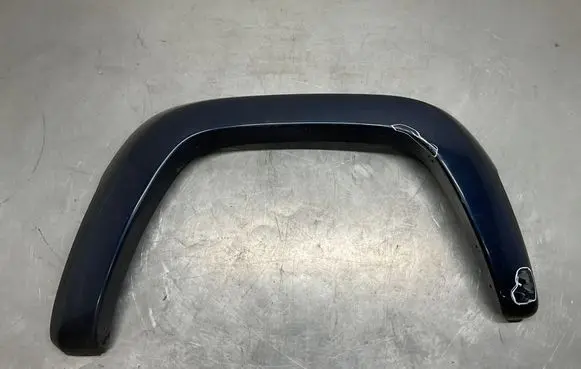 Jeep Cherokee III KJ Fender trim (molding) 