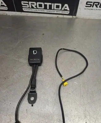 Mercedes-Benz E W211 Front seatbelt buckle 2118602469