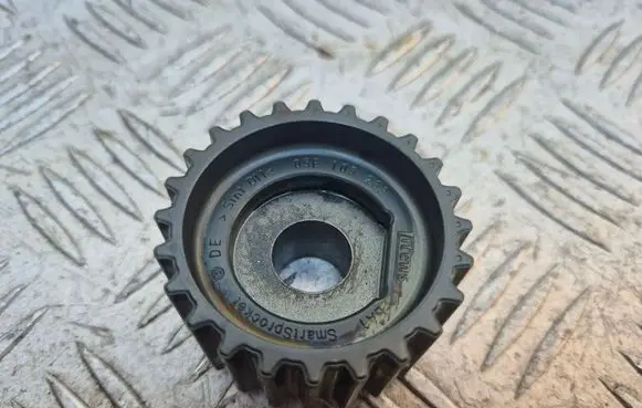 Volkswagen PASSAT B8 Crankshaft gear 05E105263
