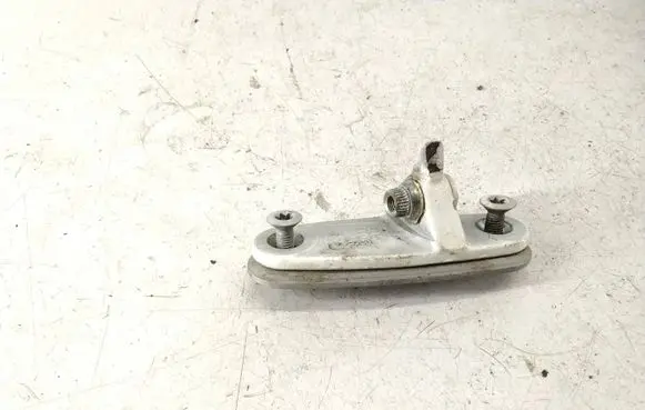 Mercedes-Benz R W251 Front door upper hinge A2047220111
