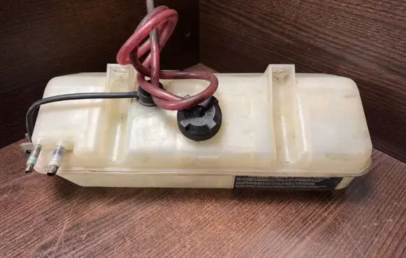 Citroen Jumper Coolant expansion tank/reservoir A965