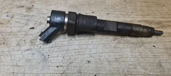 Volvo S40, V40 Fuel injector 0445110021