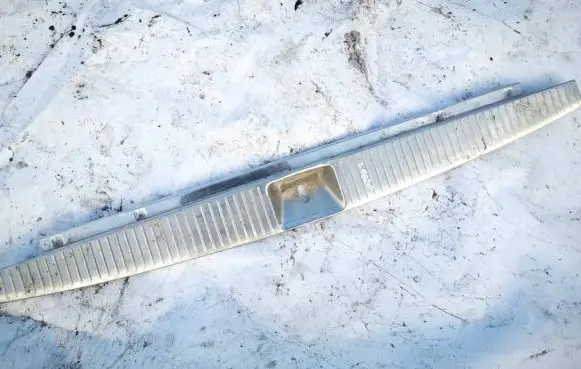 Mercedes-Benz E W212 Other trunk/boot trim element a2126900027
