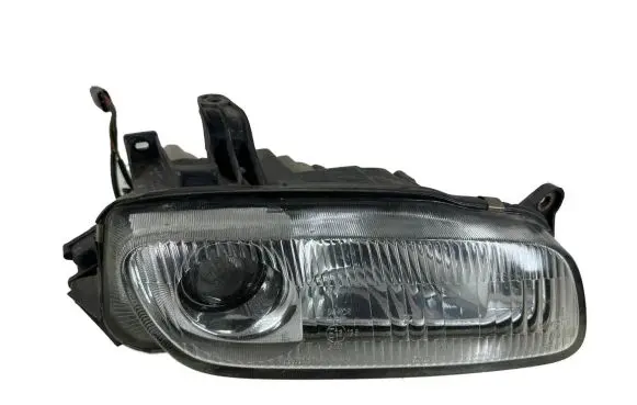 Mazda 323 F Headlight/headlamp 11061708