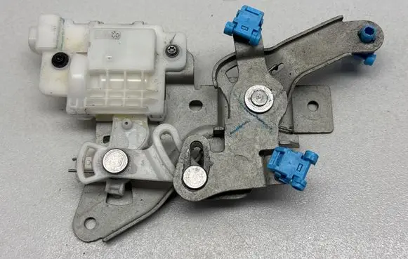 Ford F150 Loading door lock HG3B99431F94CC S07469586120 GJU6F