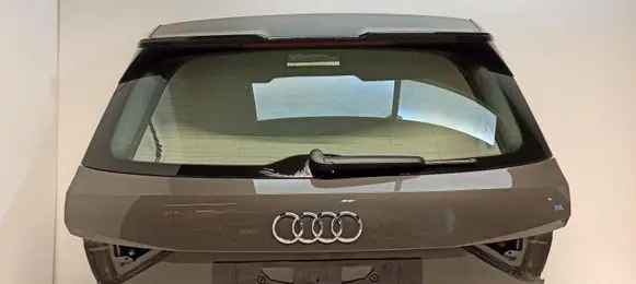 Audi A1 Tailgate/trunk/boot lid 82A827025
