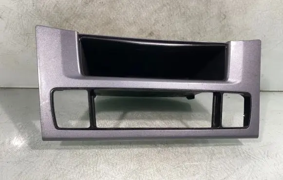 BMW 5 E60 E61 Glove box central console 69139391