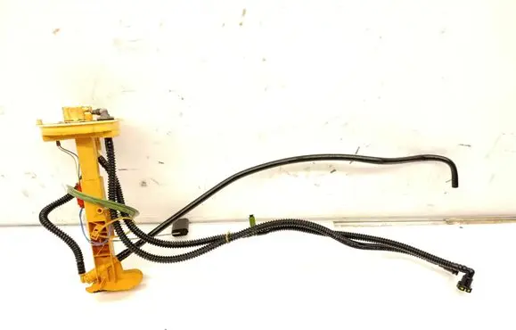 BMW X5 E70 Fuel level sensor 7164316